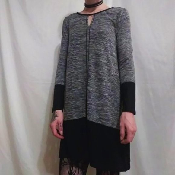 Long Sleeve Shift Dress - Picture 2 of 9